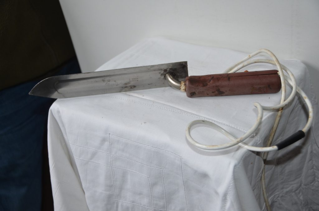 Couteau à désoperculer électrique